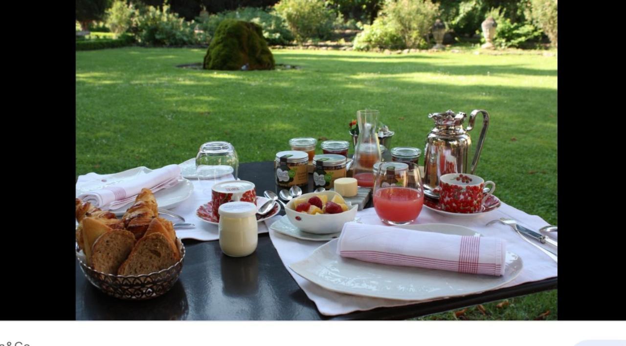 Domaine De La Provencale Panzió Saint-Didier-de-la-Tour Kültér fotó
