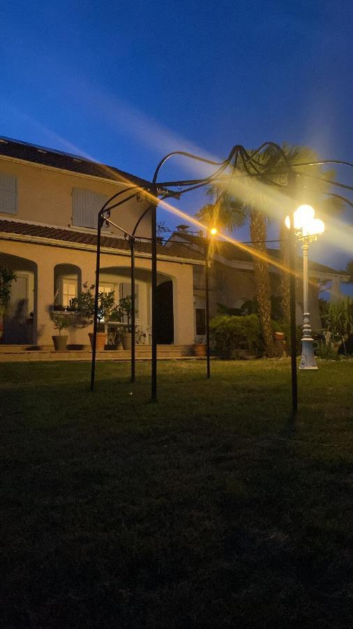 Domaine De La Provencale Panzió Saint-Didier-de-la-Tour Kültér fotó